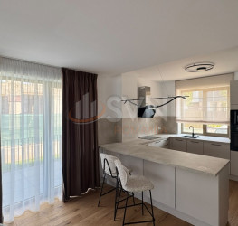 Casa, 5 rooms, 257 mp Bucuresti/Baneasa