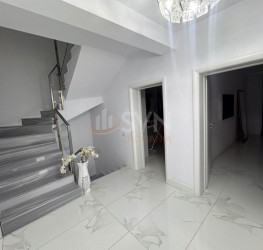 Casa, 5 rooms, 258 mp Ilfov/Dobroesti