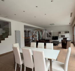 Casa, 5 rooms, 260 mp Bucuresti/Pipera