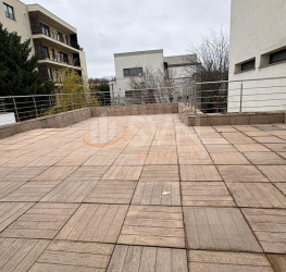 Casa, 5 rooms, 260 mp Bucuresti/Pipera