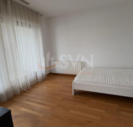 Casa, 5 rooms, 260 mp Bucuresti/Pipera
