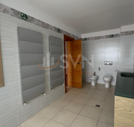 Casa, 5 rooms, 260 mp Bucuresti/Pipera