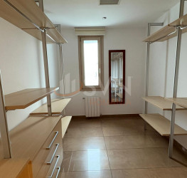 Casa, 5 rooms, 260 mp Bucuresti/Pipera
