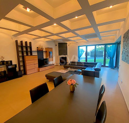 Casa, 5 rooms, 260 mp Ilfov/Otopeni