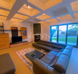Casa, 5 rooms, 260 mp Ilfov/Otopeni