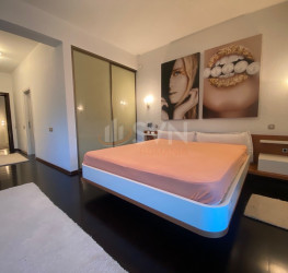 Casa, 5 rooms, 260 mp Ilfov/Otopeni