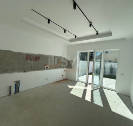 Casa, 5 rooms, 268 mp Bucuresti/Pipera