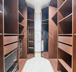 Casa, 5 rooms, 270 mp Bucuresti/Domenii