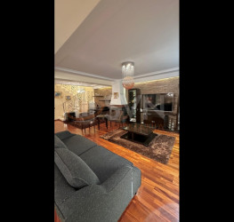 Casa, 5 rooms, 270 mp Bucuresti/Domenii
