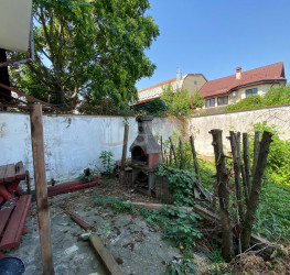 Casa, 5 rooms, 276 mp Bucuresti/Crangasi