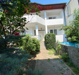 Casa, 5 rooms, 276 mp Bucuresti/Crangasi