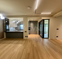 Casa, 5 rooms, 285 mp Bucuresti/Baneasa