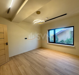 Casa, 5 rooms, 285 mp Bucuresti/Baneasa