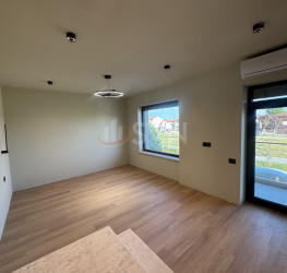 Casa, 5 rooms, 285 mp Bucuresti/Baneasa