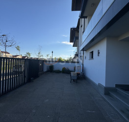 Casa, 5 rooms, 285 mp Bucuresti/Baneasa
