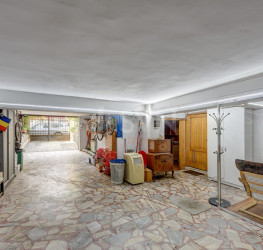 Casa, 5 rooms, 290 mp Bucuresti/1 Mai