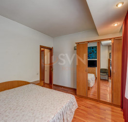 Casa, 5 rooms, 290 mp Bucuresti/1 Mai
