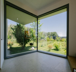 Casa, 5 rooms, 300 mp Ilfov/Balotesti