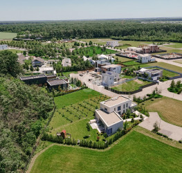 Casa, 5 rooms, 300 mp Ilfov/Balotesti