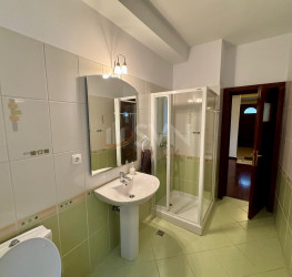 Casa, 5 rooms, 314.84 mp Bucuresti/Pipera