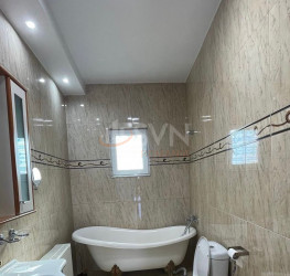 Casa, 5 rooms, 333 mp Bucuresti/Pipera