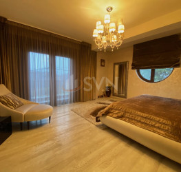 Casa, 5 rooms, 340 mp Bucuresti/Damaroaia