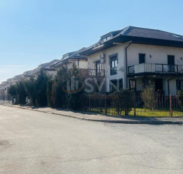 Casa, 6 camere, 130 mp Dambovita/Centru