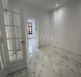 Casa, 6 camere, 141 mp Bucuresti/Piata Unirii (s3)