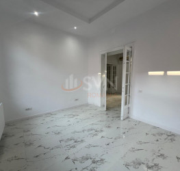 Casa, 6 camere, 141 mp Bucuresti/Piata Unirii (s3)