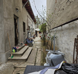 Casa, 6 camere, 142.2 mp Bucuresti/Decebal