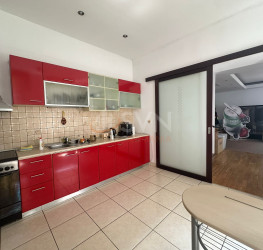 Casa, 6 camere, 181 mp Bucuresti/Grivita