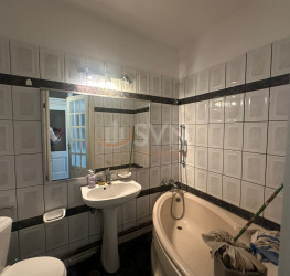 Casa, 6 camere, 181 mp Bucuresti/Grivita