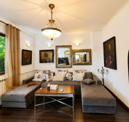 Casa, 6 camere, 189 mp Bucuresti/Cotroceni
