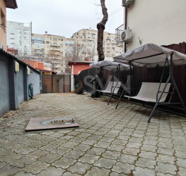 Casa, 6 camere, 190 mp Bucuresti/Alba Iulia