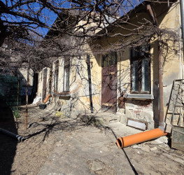 Casa, 6 camere, 200 mp Bucuresti/Armeneasca