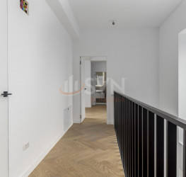 Casa, 6 camere, 210 mp Bucuresti/Iancu Nicolae