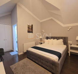 Casa, 6 camere, 216 mp Bucuresti/Parcul Carol