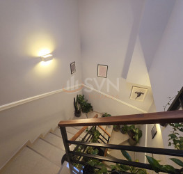 Casa, 6 camere, 216 mp Bucuresti/Parcul Carol