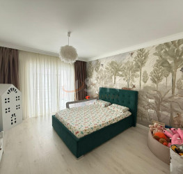 Casa, 6 camere, 218 mp Bucuresti/Pipera