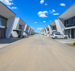 Casa, 6 camere, 220 mp Ilfov/Voluntari