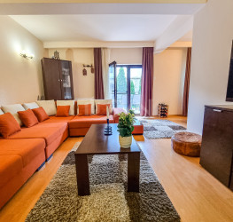 Casa, 6 camere, 220 mp Bucuresti/Jiului