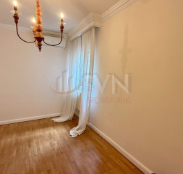 Casa, 6 camere, 225 mp Bucuresti/Capitale