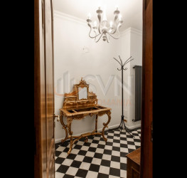 Casa, 6 camere, 240 mp Bucuresti/Capitale