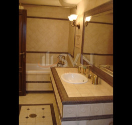 Casa, 6 camere, 240 mp Bucuresti/Capitale