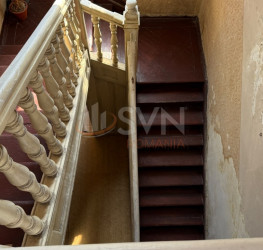 Casa, 6 camere, 240 mp Bucuresti/Calea Victoriei