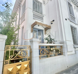 Casa, 6 camere, 250 mp Bucuresti/Capitale