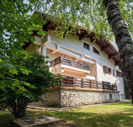 Casa, 6 camere, 258 mp Brasov/Centru