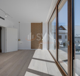 Casa, 6 camere, 270 mp Bucuresti/Iancu Nicolae