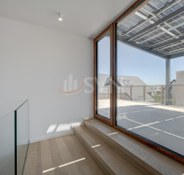 Casa, 6 camere, 270 mp Bucuresti/Iancu Nicolae
