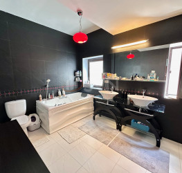 Casa, 6 camere, 294 mp Bucuresti/Pipera